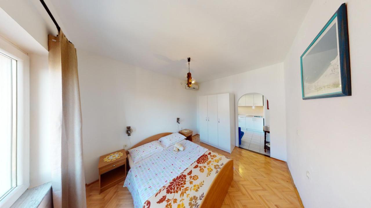 Apartments Riva Metajna Ngoại thất bức ảnh